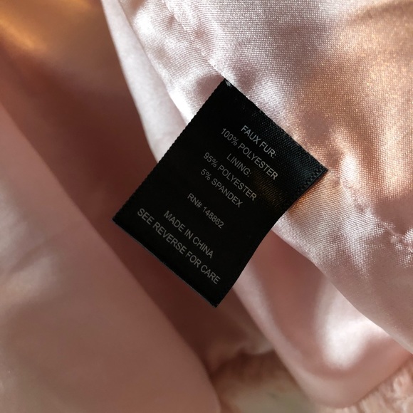 FLUFFY FAUX FUR COAT -  BABY PINK - TORRID - Picture 4 of 5